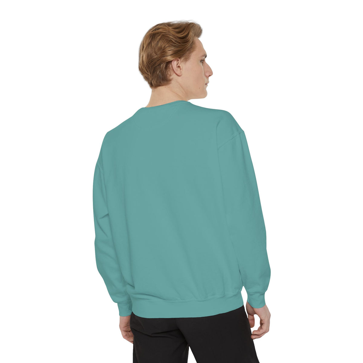 Christmas Sweatshirt — 'Merry Christmas' Festive Holiday Crewneck